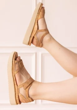 ARNA NATURAL CORK