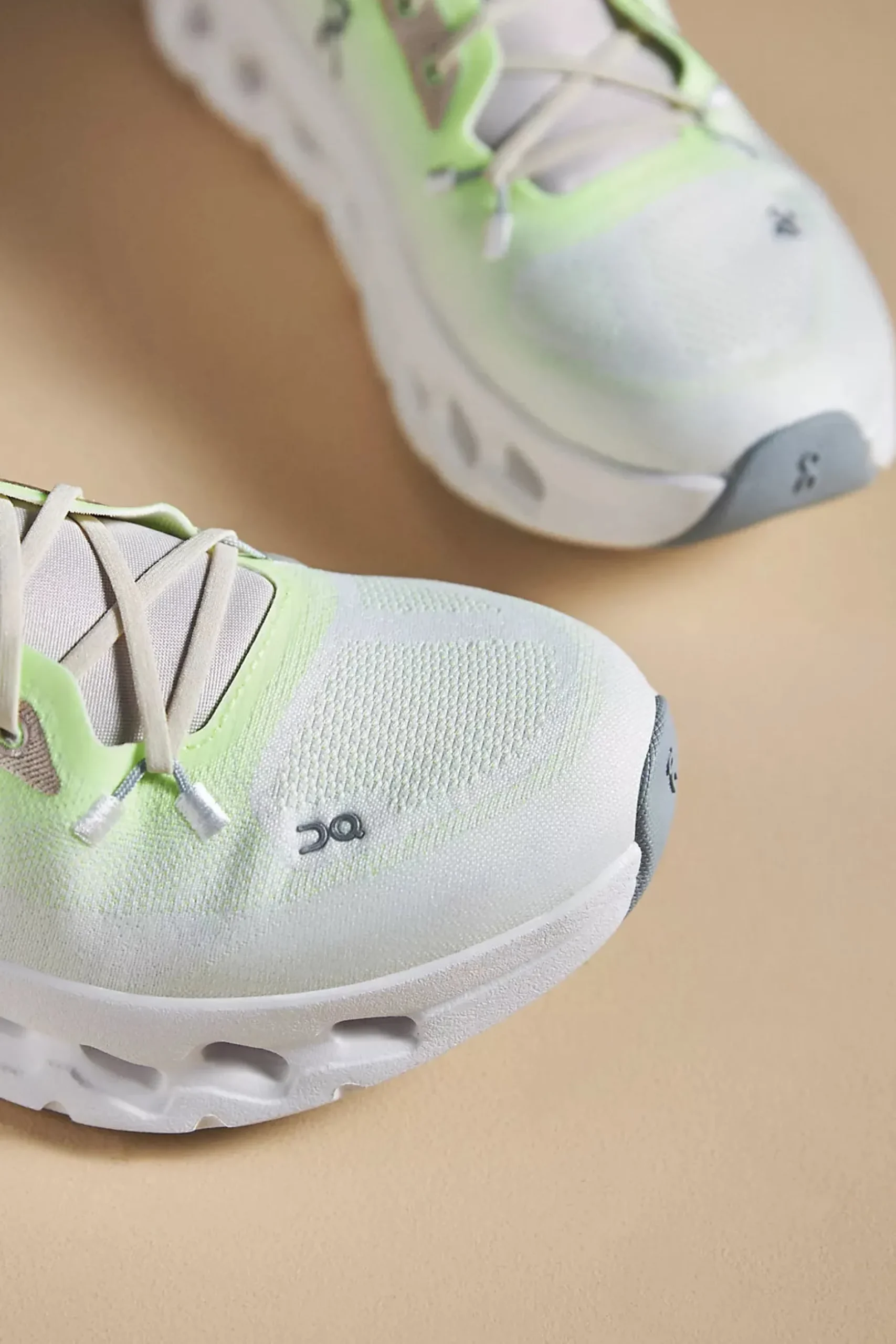 CLOUDTILT WOMEN LIME/IVORY