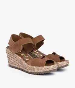 FAMA HAZELNUT SUEDE