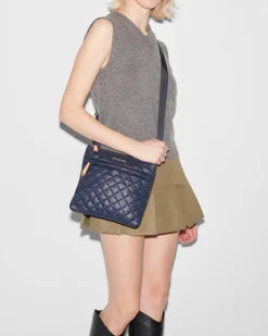 METRO FLAT CROSSBODY DAWN