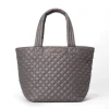 METRO MEDIUM TOTE DELUXE MAGNET