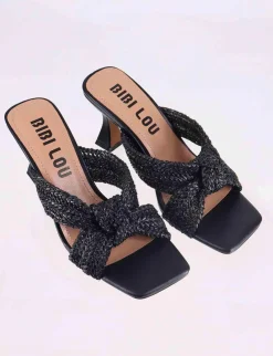 NICOLE BLACK STRAW