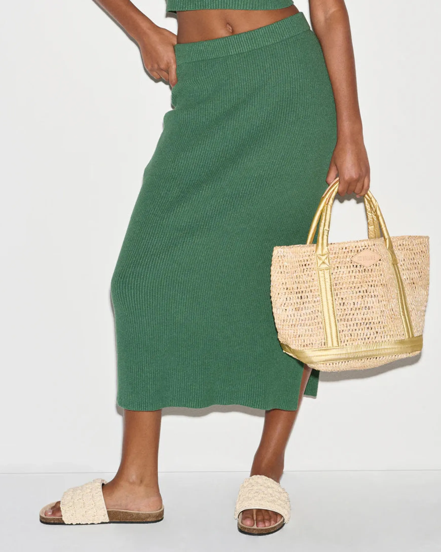 RAFFIA SMALL TOTE LT GOLD W/SEQUINS